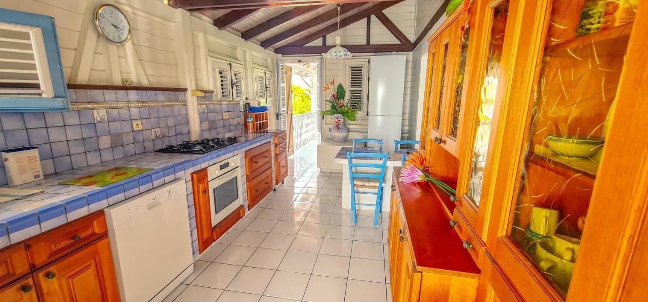 Villa Bougainvillier Ле Троа-Илет Екстериор снимка